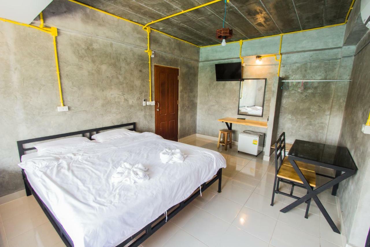 The Sky Loft Hotel Pathum Thani Eksteriør billede