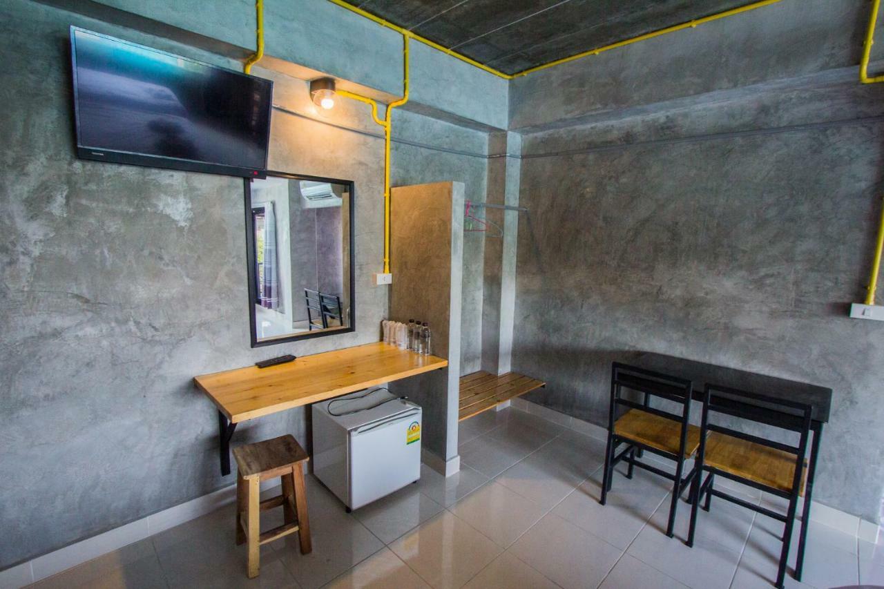 The Sky Loft Hotel Pathum Thani Eksteriør billede