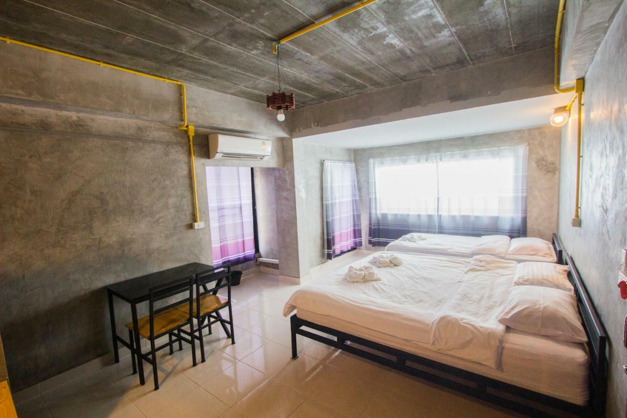 The Sky Loft Hotel Pathum Thani Eksteriør billede