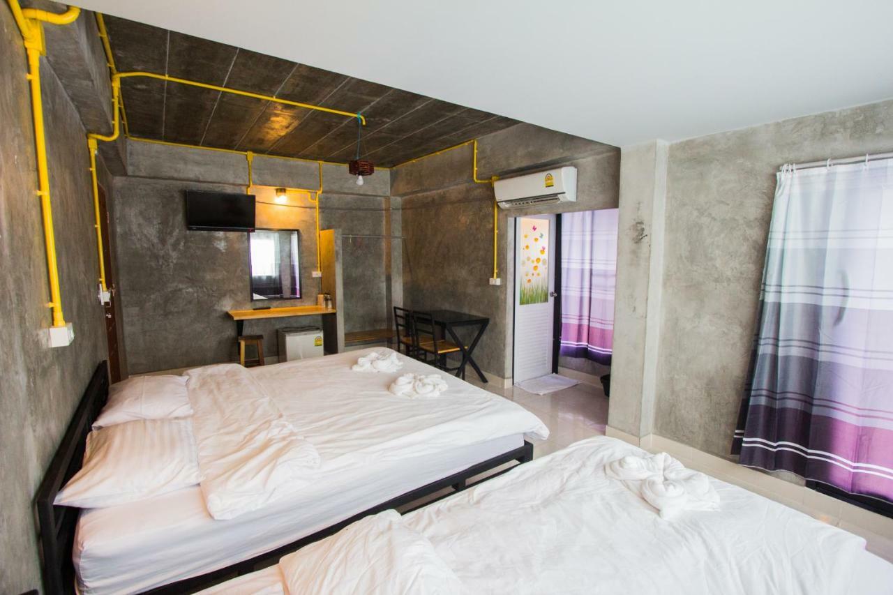 The Sky Loft Hotel Pathum Thani Eksteriør billede